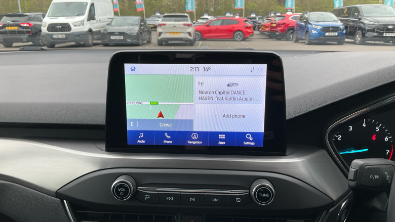 Ford Focus 1.0 EcoBoost 125 Titanium Edition 5dr Auto Petrol Hatchback